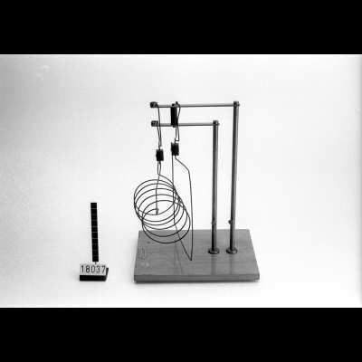 Voorwerpen\18000\18037.jpg; V18037; ;